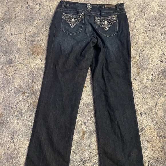 Jeans - Picture 2 of 4